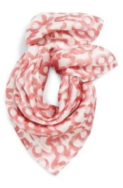 pink_scarf
